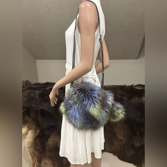 Colorful Real Fox Fur Handmade Round Bag, Includes 2 Strap and Fur Ball Chains - Picture 10 of 17